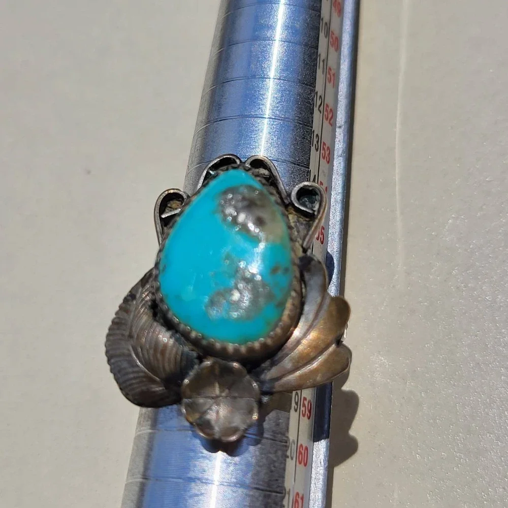 Vintage Genuine Turquoise Ring Size 7.75 Blue Leaf Flower Southwestern